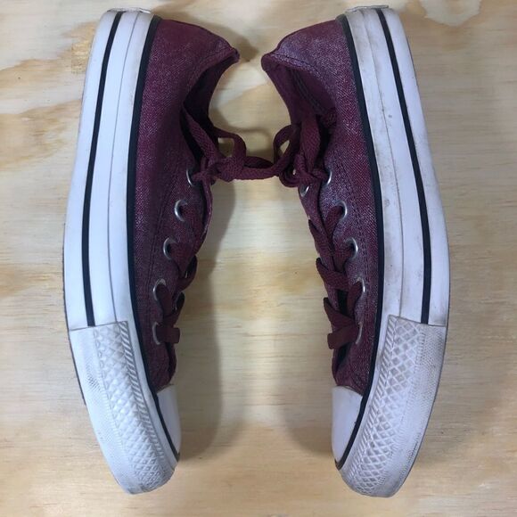 Converse Maroon Low Top Shoes Women’s Size 6 - Picture 2 of 9
